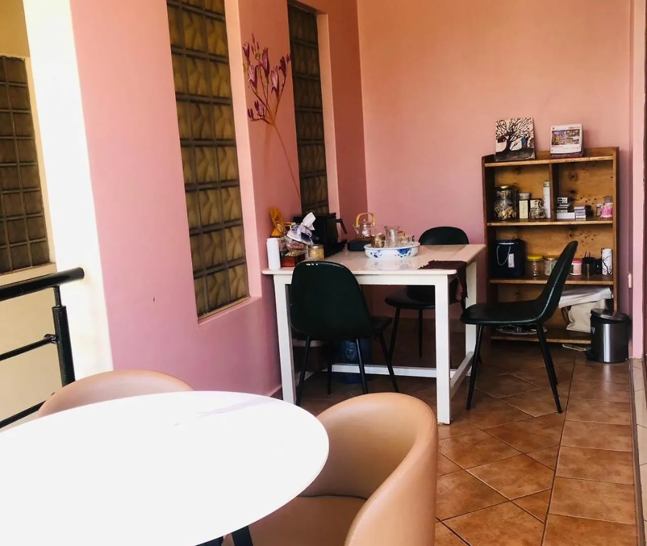 Ganghua Tourist Hotel Kampala